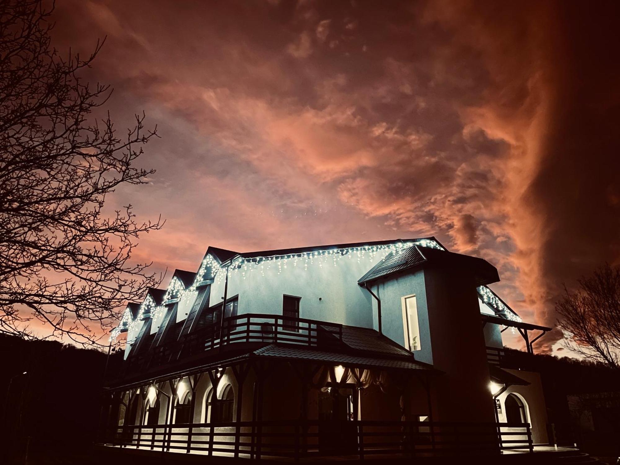 Din Natura Varbilau Exterior foto